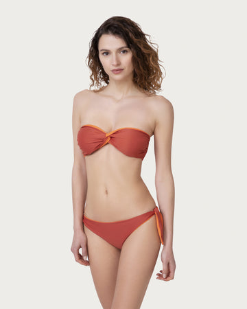 Bikini con nodo reversibile Nespola/Terracotta sostenibile